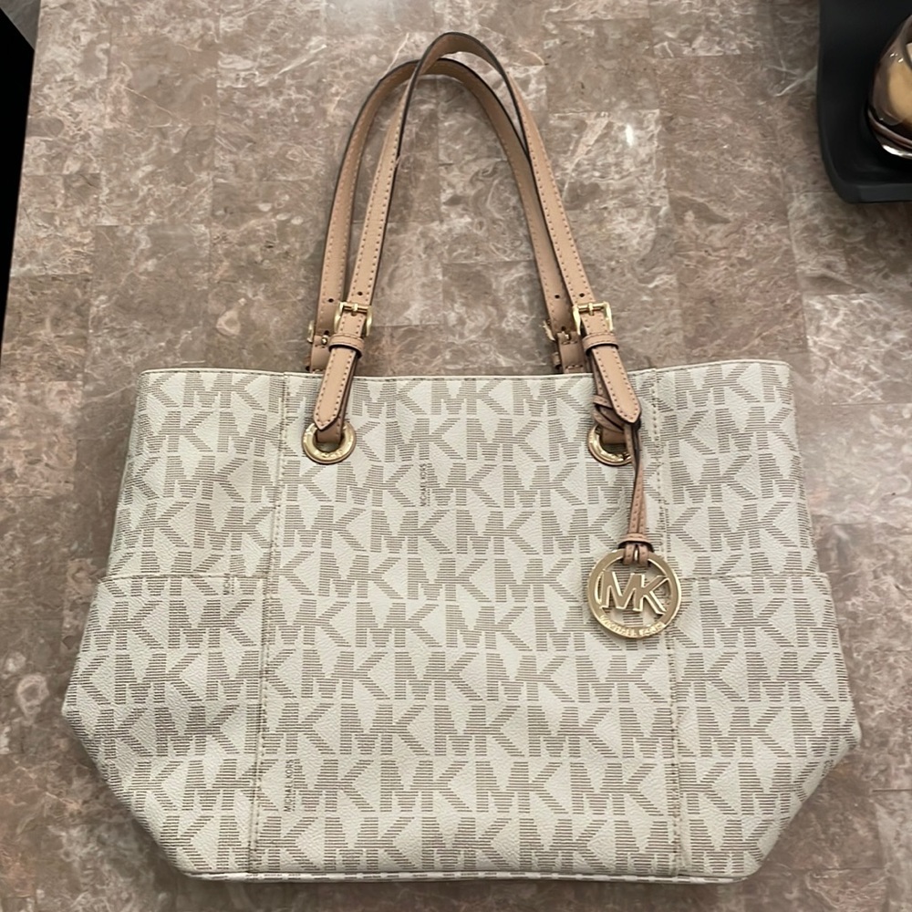 MK Michael Kors Jet Set Vanilla Tan Leather Signature Logo Tote Bag Purse